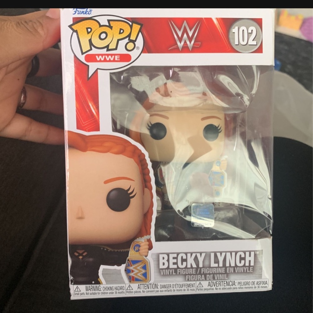 Becky Lynn pop!